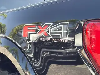 Ford F-150 2021 4x4 Platinum 4p SuperCrew 5.5 ft. SB