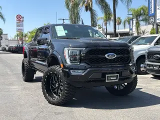 Ford F-150 2021 4x4 Platinum 4p SuperCrew 5.5 ft. SB
