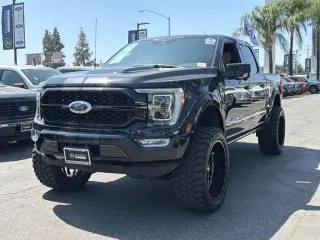 Ford F-150 2021 4x4 Platinum 4p SuperCrew 5.5 ft. SB