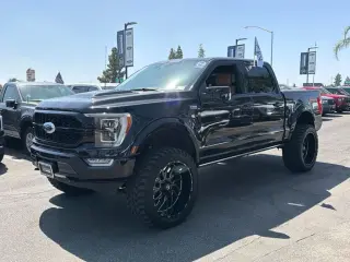 Ford F-150 2021 4x4 Platinum 4p SuperCrew 5.5 ft. SB