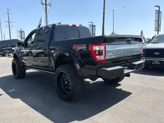 Ford F-150 2021 4x4 Platinum 4p SuperCrew 5.5 ft. SB