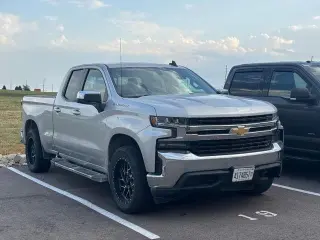 Chevrolet Silverado 1500 2019 4x4 LT 4p Doble Cabina 6.6 pies SB