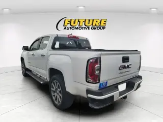 GMC Canyon 2022 4x4 Denali 4dr Crew Cab 5 ft. SB