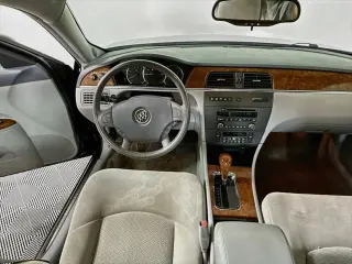 Buick LaCrosse 2005 CX 4dr Sedán con Airbags Frontales y Traseros