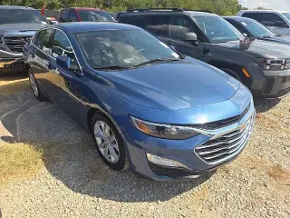 Chevrolet Malibu 2025 LT Sedán de 4 puertas con 1LT