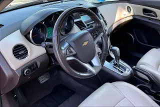 Chevrolet Cruze 2011 LT 4p Sedan con 2LT