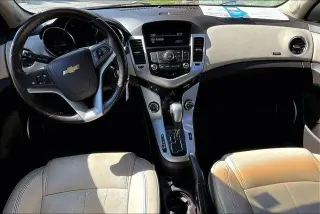 Chevrolet Cruze 2011 LT 4p Sedan con 2LT
