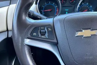 Chevrolet Cruze 2011 LT 4p Sedan con 2LT