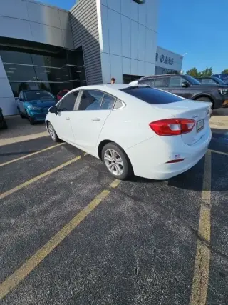 Chevrolet Cruze 2019 LT 4dr Sedan