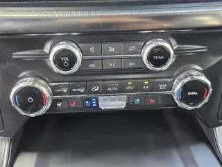 Ford F-150 2024 4x4 Lariat 4 puertas SuperCrew 5.5 pies SB