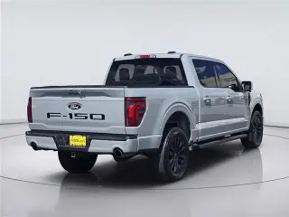 Ford F-150 2024 4x4 Lariat 4 puertas SuperCrew 5.5 pies SB