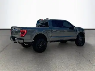 Ford F-150 2023 4x4 XLT 4dr SuperCrew 5.5 ft. SB