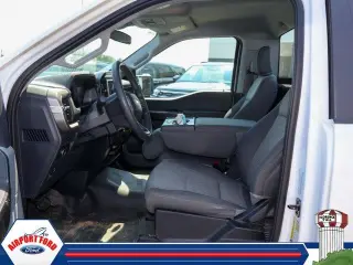Ford F-150 2025 4x2 XL 2dr Cabina Regular 8 ft. LB