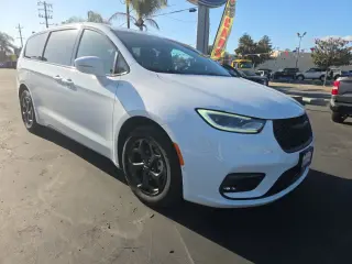 Chrysler Pacifica Hybrid 2022 Limited 4dr Mini-Van