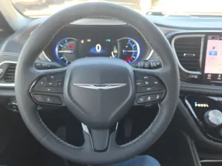Chrysler Pacifica Hybrid 2022 Limited 4dr Mini-Van