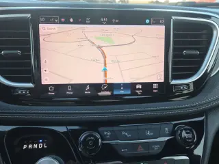 Chrysler Pacifica Hybrid 2022 Limited 4dr Mini-Van