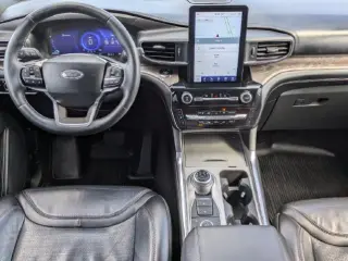 Ford Explorer 2023 AWD Platinum 4dr SUV