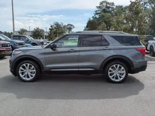 Ford Explorer 2023 AWD Platinum 4dr SUV