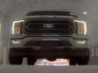 Ford F-150 2023 4x4 XLT 4dr SuperCrew 5.5 ft. SB