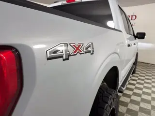 Ford F-150 2022 4x4 XLT 4dr SuperCrew 5.5 ft. SB