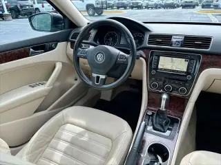 Volkswagen Passat 2013 TDI SEL Premium 4dr Sedán 6A