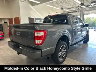 Ford F-150 2023 4x4 XL 4dr SuperCrew 5.5 ft. SB