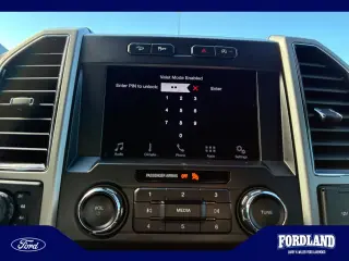 Ford F-150 2018 4x4 Lariat 4dr SuperCrew 5.5 ft. SB