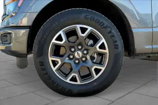 Ford F-150 2024 4x2 STX 4dr SuperCrew 5.5 ft. SB