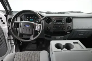 Ford F-350 Super Duty 2016 4x4 XL 4dr Crew Cab 6.8 ft. SB SRW Pickup