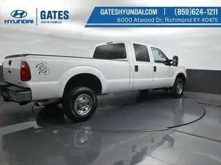 Ford F-350 Super Duty 2016 4x4 XL 4dr Crew Cab 6.8 ft. SB SRW Pickup