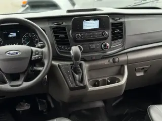 Ford Transit 2025 150 3dr LWB Techo Medio Furgón de Carga