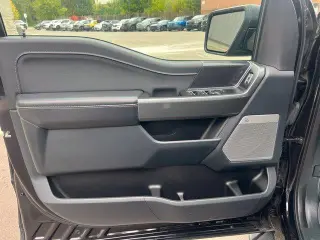 Ford F-150 2023 4x4 XLT 4dr SuperCrew 5.5 ft. SB