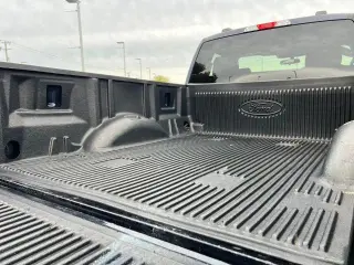 Ford F-150 2022 4x4 XL 2dr Regular Cab 6.5 ft. SB