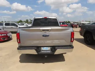 Ford F-150 2020 4x2 Lariat 4 puertas SuperCrew 5.5 pies. SB