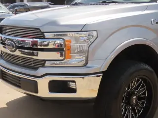 Ford F-150 2020 4x2 Lariat 4 puertas SuperCrew 5.5 pies. SB