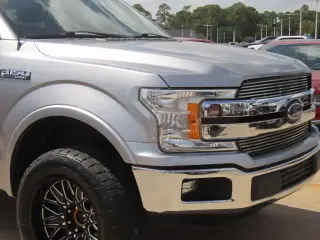 Ford F-150 2020 4x2 Lariat 4 puertas SuperCrew 5.5 pies. SB