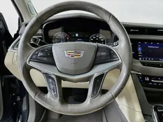 Cadillac XT5 2021 Premium Luxury 4dr SUV