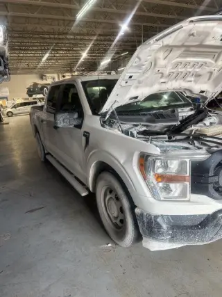Ford F-150 2021 4x2 XL 4dr SuperCrew 5.5 ft. SB