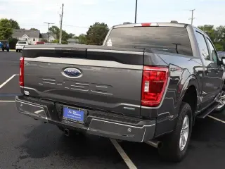 Ford F-150 2023 4x4 XLT 4dr SuperCrew 5.5 ft. SB
