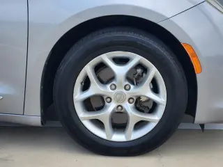 Chrysler Pacifica 2020 Limited 4dr Mini-Van