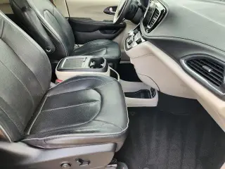 Chrysler Pacifica 2020 Limited 4dr Mini-Van
