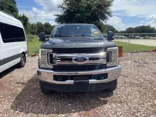 Ford F-250 Super Duty 2017 4x4 XLT 4dr Crew Cab 8 ft. LB Pickup