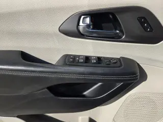 Chrysler Pacifica 2021 Touring L 4dr Mini-Van