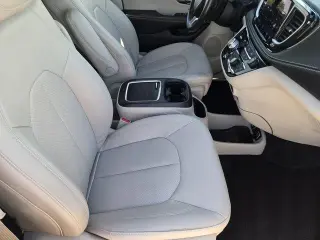 Chrysler Pacifica 2021 Touring L 4dr Mini-Van