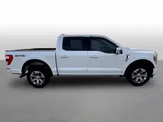 Ford F-150 2023 4x4 Platino 4dr SuperCrew 5.5 ft. SB