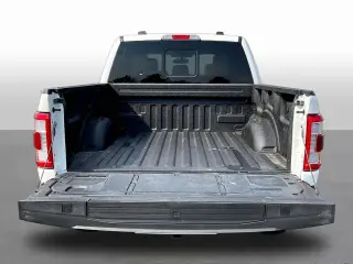 Ford F-150 2023 4x4 Platino 4dr SuperCrew 5.5 ft. SB