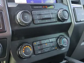 Ford F-150 2019 4x4 XLT 4dr SuperCrew 5.5 ft. SB
