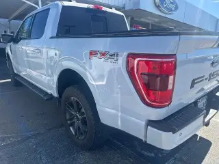 Ford F-150 2022 4x4 XLT 4p SuperCrew 5.5 ft. CB