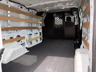 Ford Transit 2025 250 3dr LWB Low Roof Cargo Van
