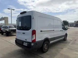 Ford Transit 2020 250 furgón de carga de 3 puertas, carrocería corta y techo medio